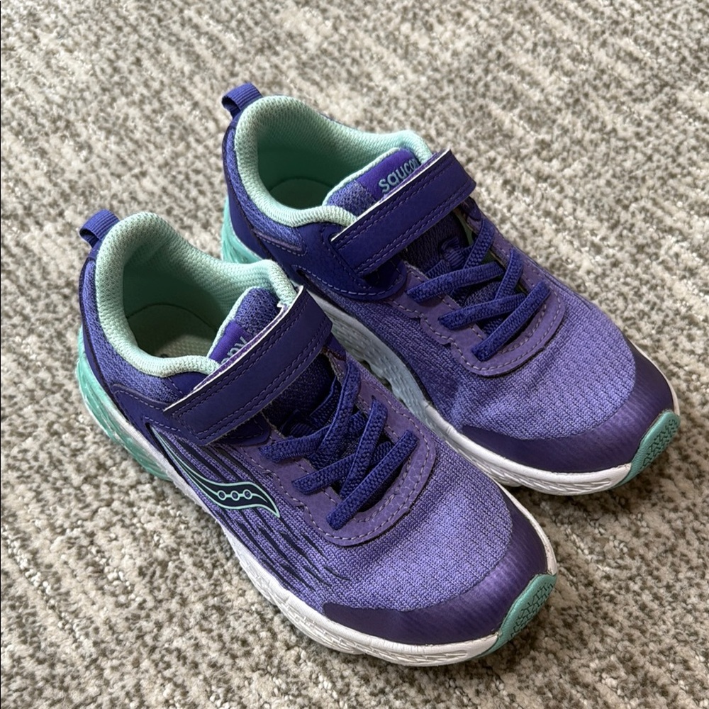 Saucony Purple and Green Sneakers Lightweight Athletic Design